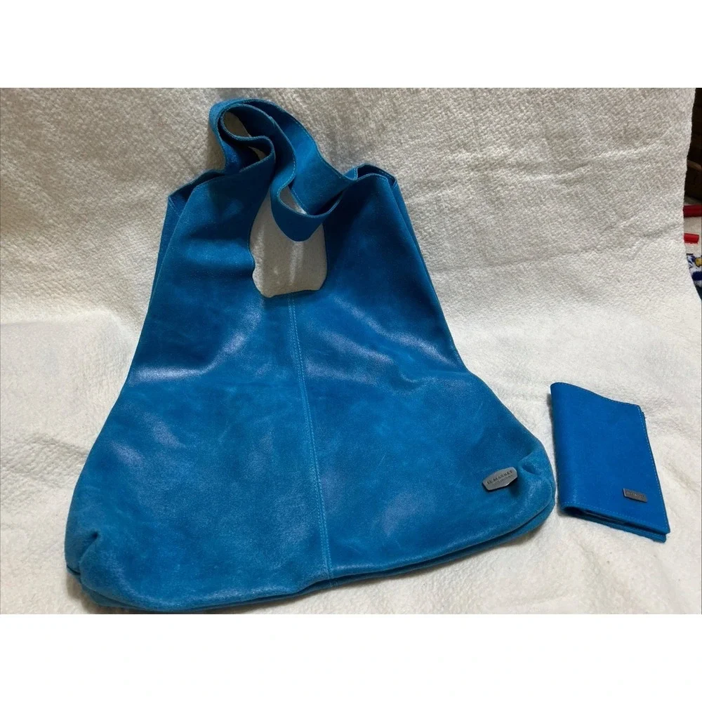 El Market Hobo Style Suede Bag With Wallet